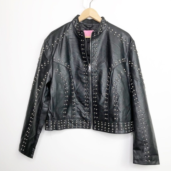 AZALEA Wang Black vegan leather bomber jacket - Picture 6 of 10
